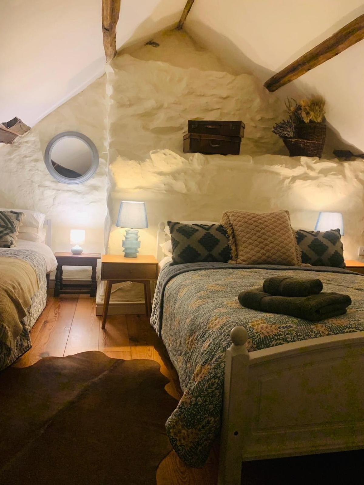 Tyn Y Simdde - Secluded Mountain Stay - Stunning Views Of Eryri Dolgellau Esterno foto